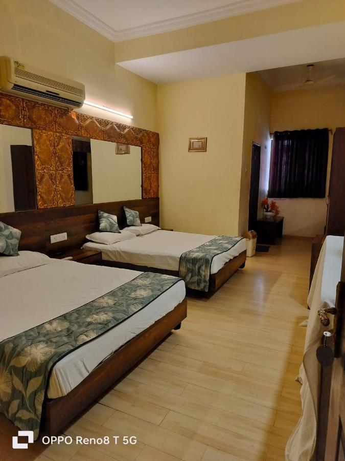 Hotel Lamba Celebrations à Nagpur Extérieur photo