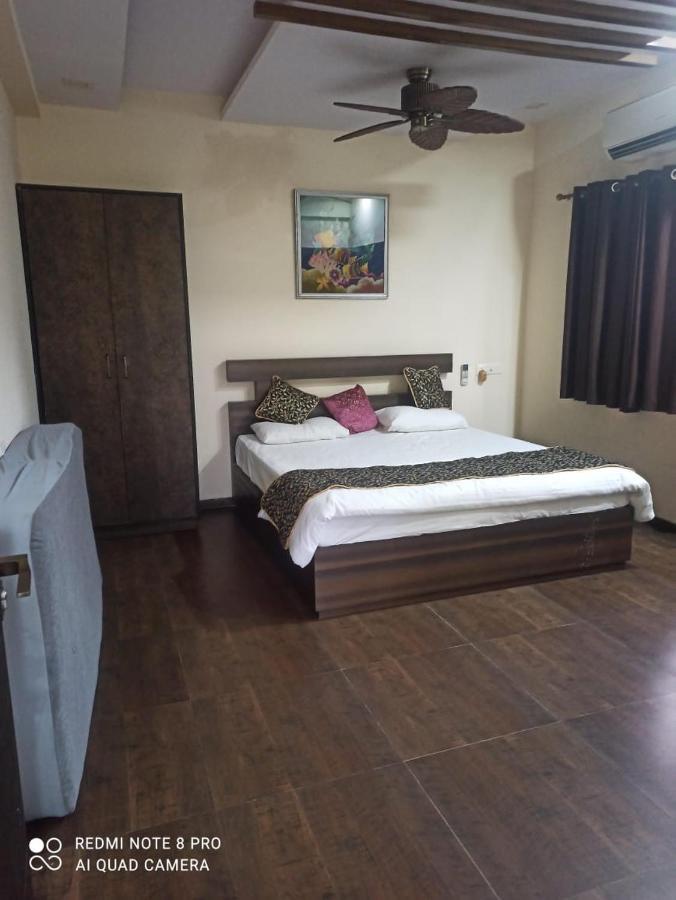 Hotel Lamba Celebrations à Nagpur Extérieur photo